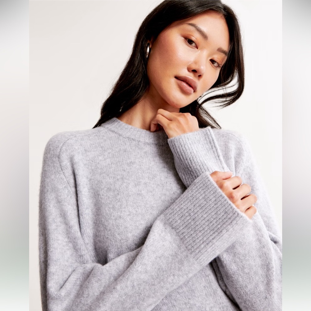 Abercrombie Madeline Crew Sweater